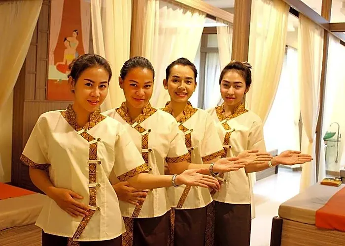 โรงแรม Eitanic 3*