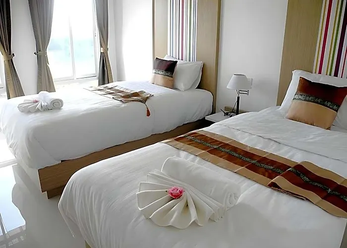 โรงแรม Eitanic 3*