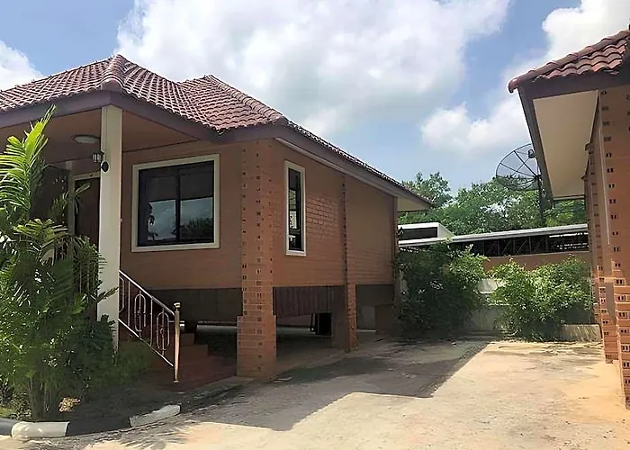 Eitanic Resort 3*